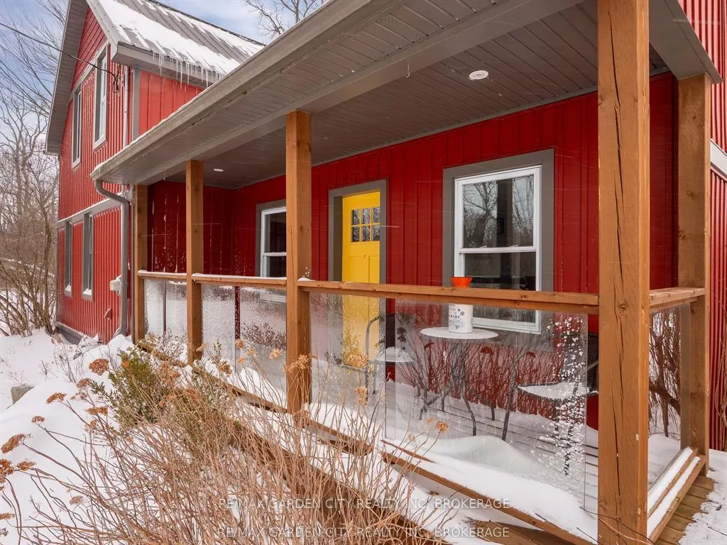 Photo 4 of 521 Netherby Road, Welland, Cooks Mills — HOMEH