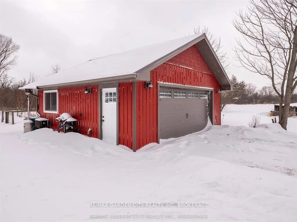 Photo 6 of 521 Netherby Road, Welland, Cooks Mills — HOMEH