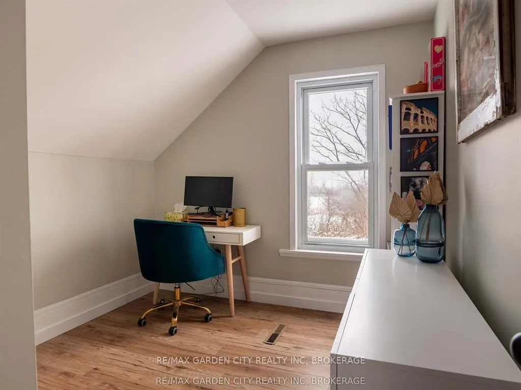 Photo 33 of 521 Netherby Road, Welland, Cooks Mills — HOMEH