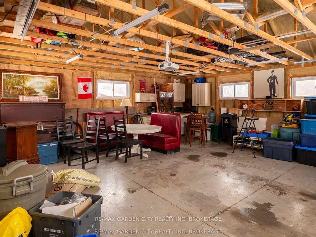 Photo 38 of 521 Netherby Road, Welland, Cooks Mills — HOMEH