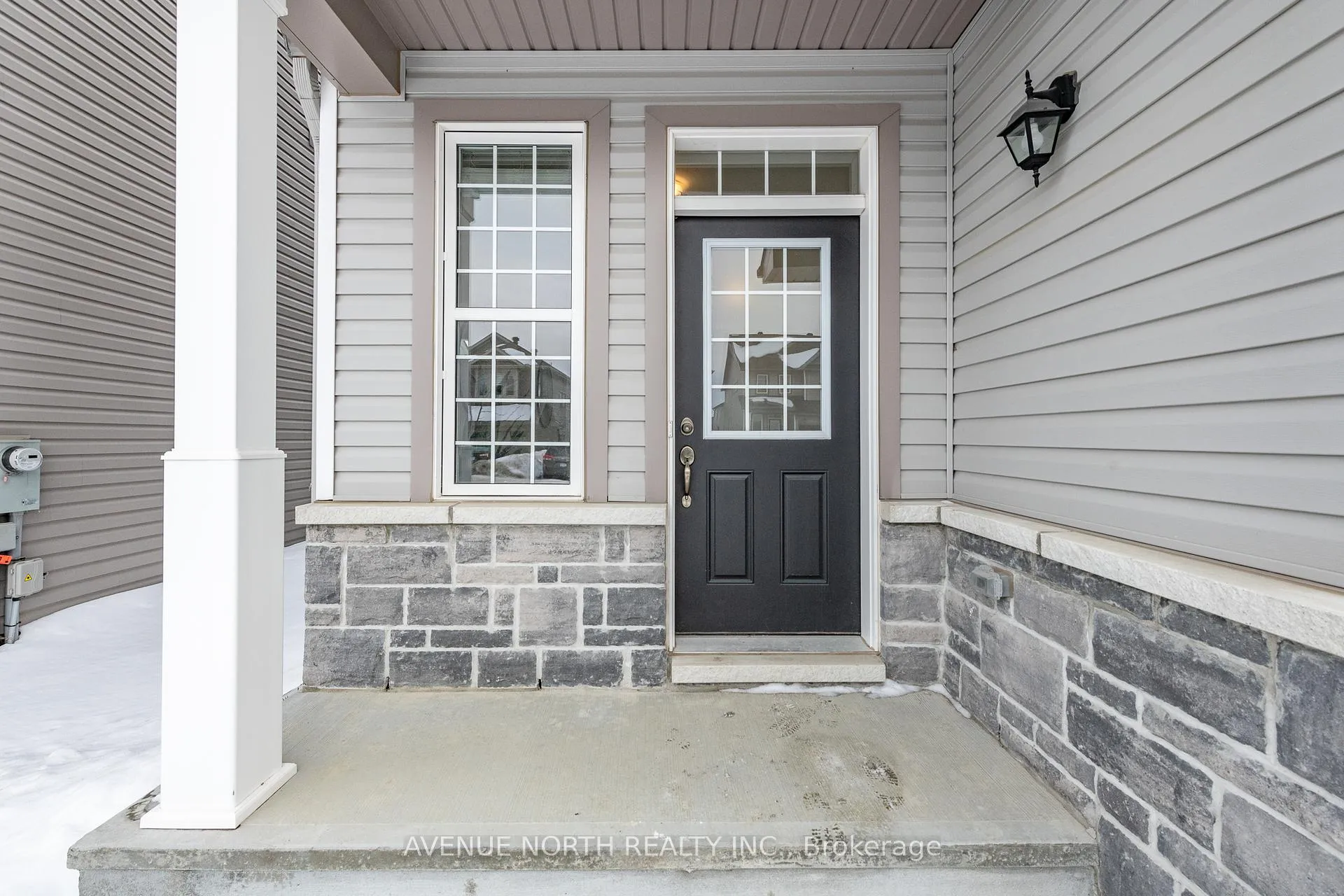 Photo 2 of 151 Minikan Street, Ottawa, Blossom Park/Kemp Park/Findlay Creek — HOMEH