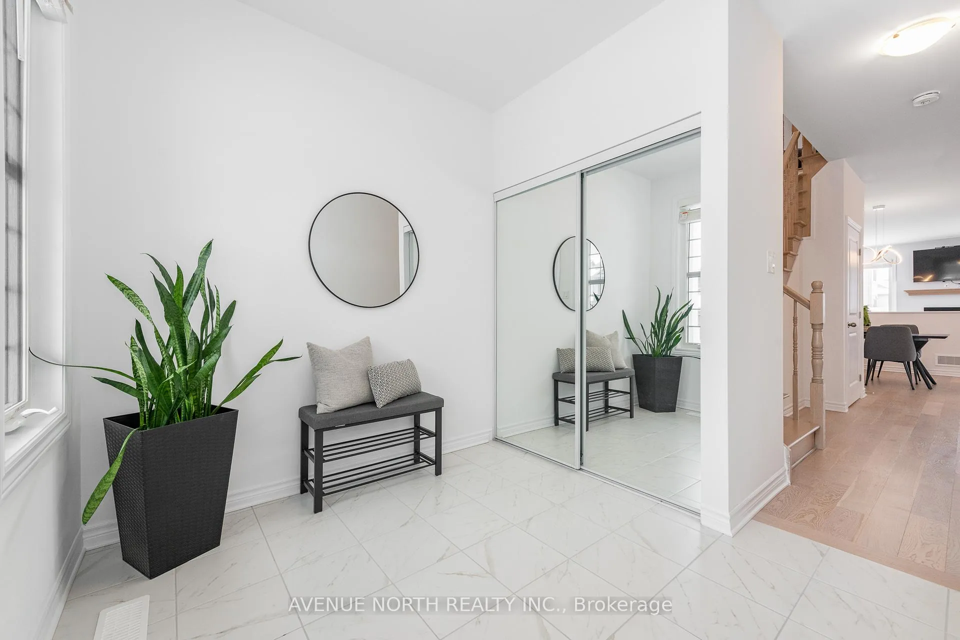 Photo 4 of 151 Minikan Street, Ottawa, Blossom Park/Kemp Park/Findlay Creek — HOMEH