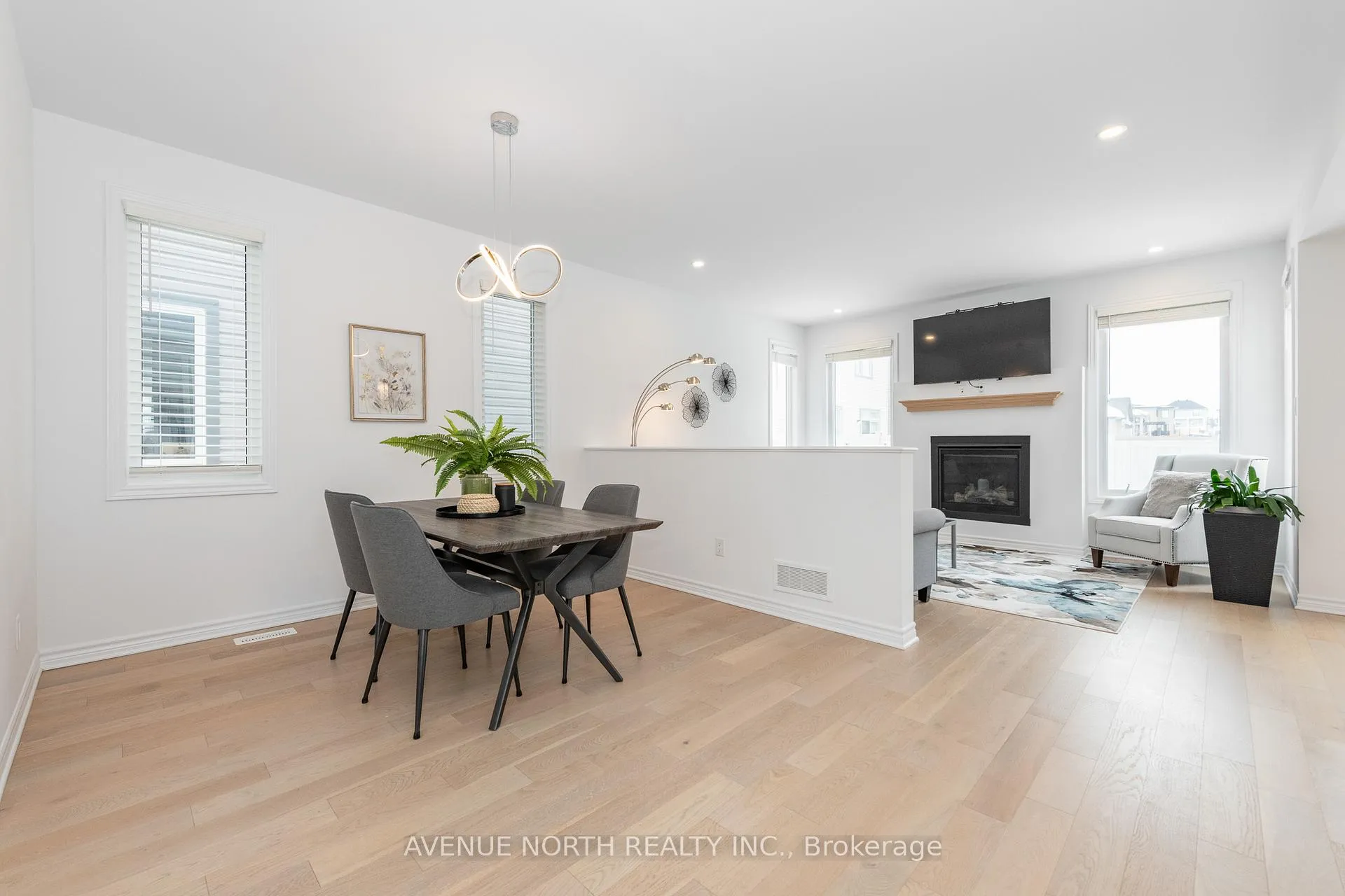 Photo 6 of 151 Minikan Street, Ottawa, Blossom Park/Kemp Park/Findlay Creek — HOMEH