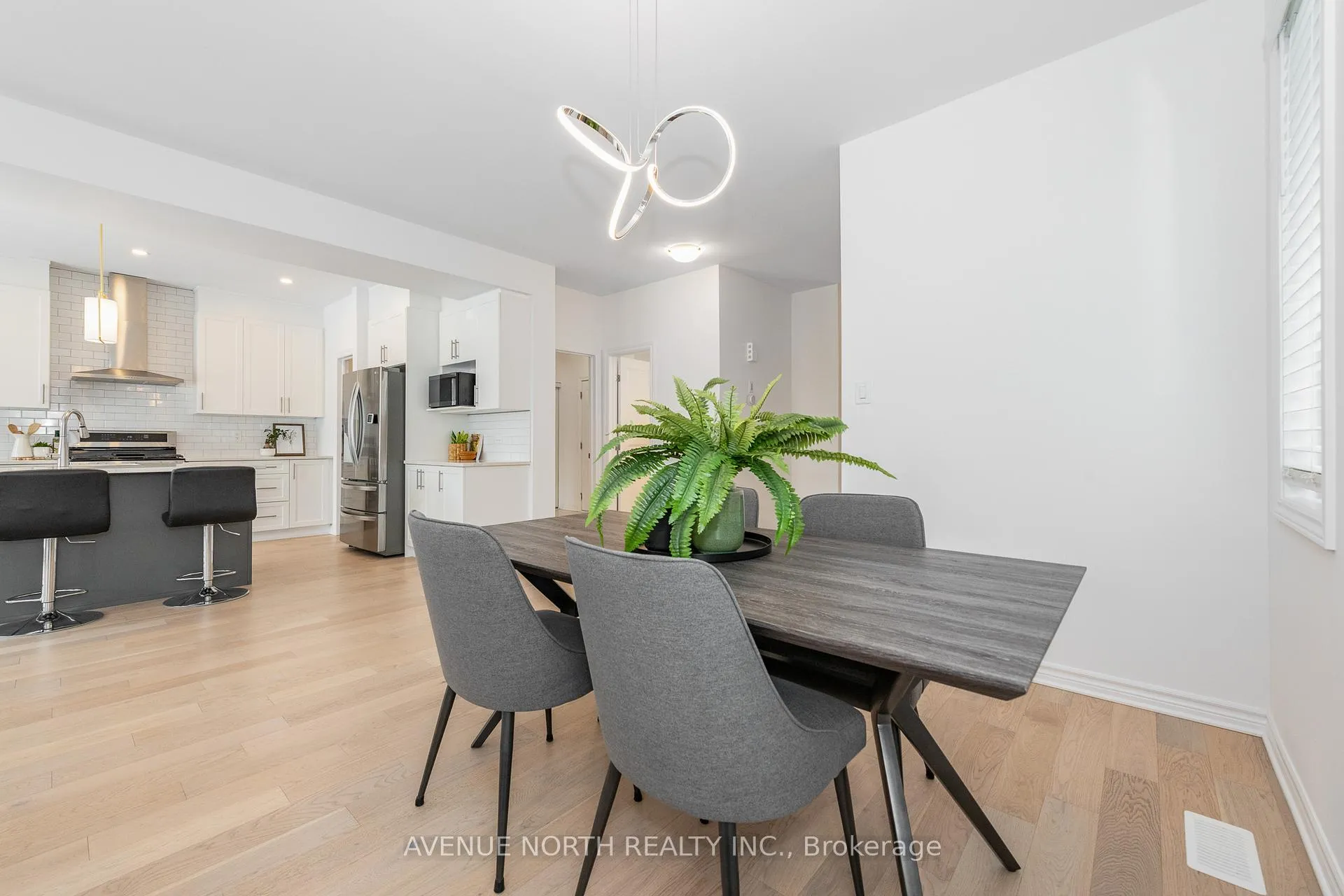 Photo 8 of 151 Minikan Street, Ottawa, Blossom Park/Kemp Park/Findlay Creek — HOMEH