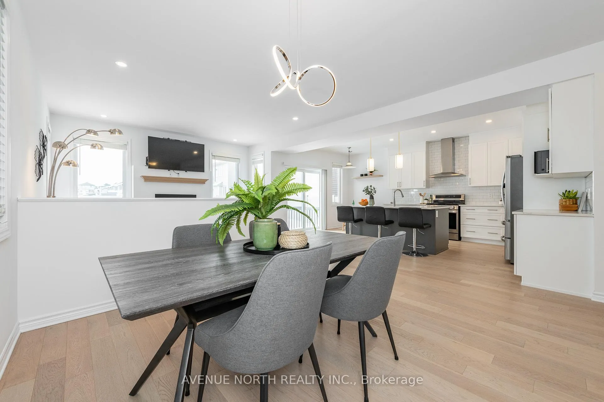Photo 9 of 151 Minikan Street, Ottawa, Blossom Park/Kemp Park/Findlay Creek — HOMEH