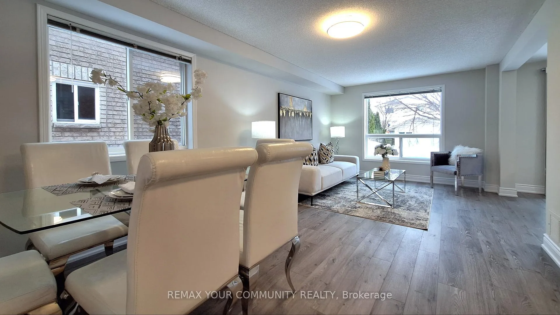 Photo 4 of 8 Srigley Street, Barrie, Holly — HOMEH