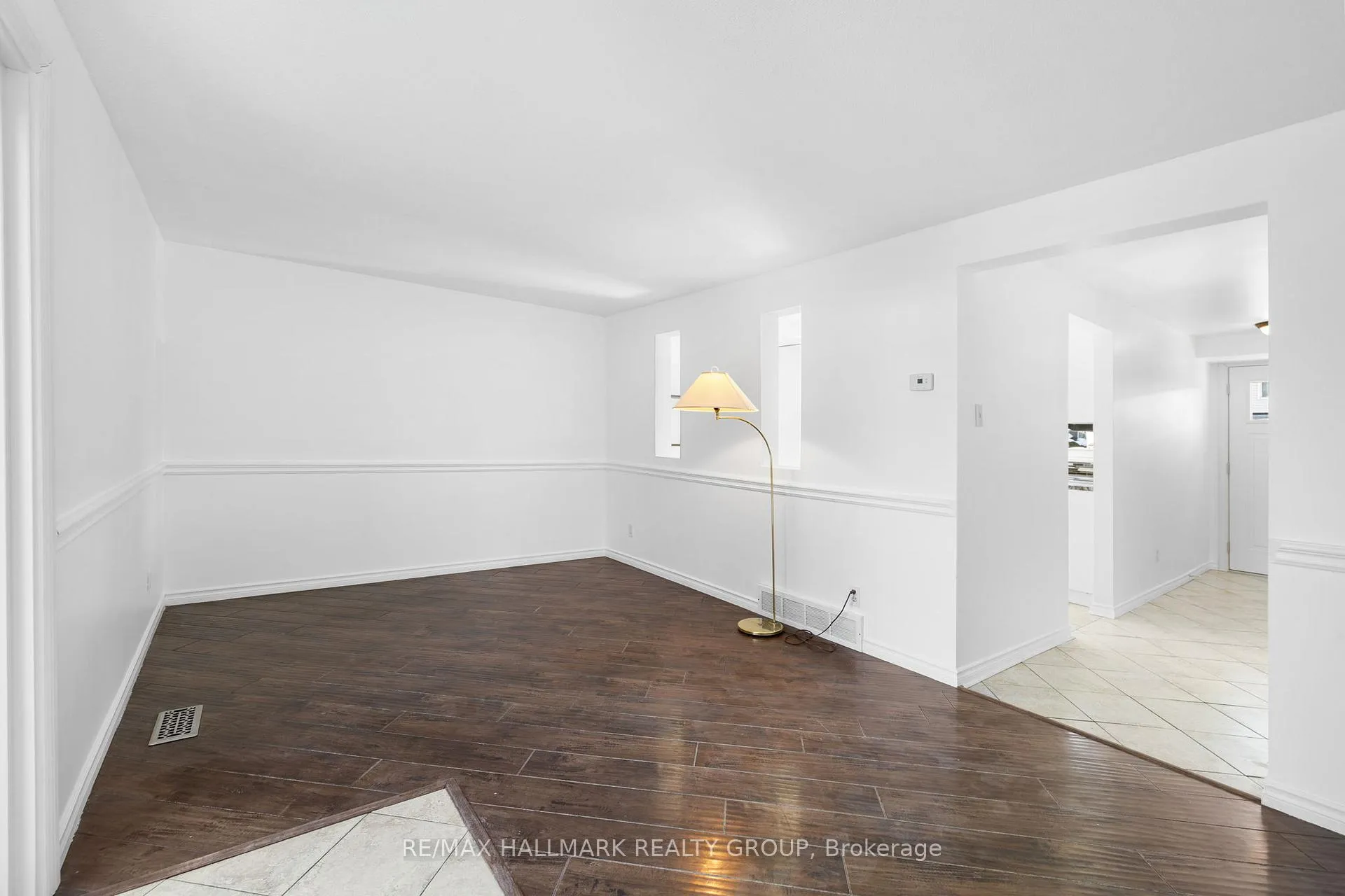 Photo 13 of Unit C, 1458 Heatherington Road, Ottawa, Heron Gate/Industrial Park — HOMEH