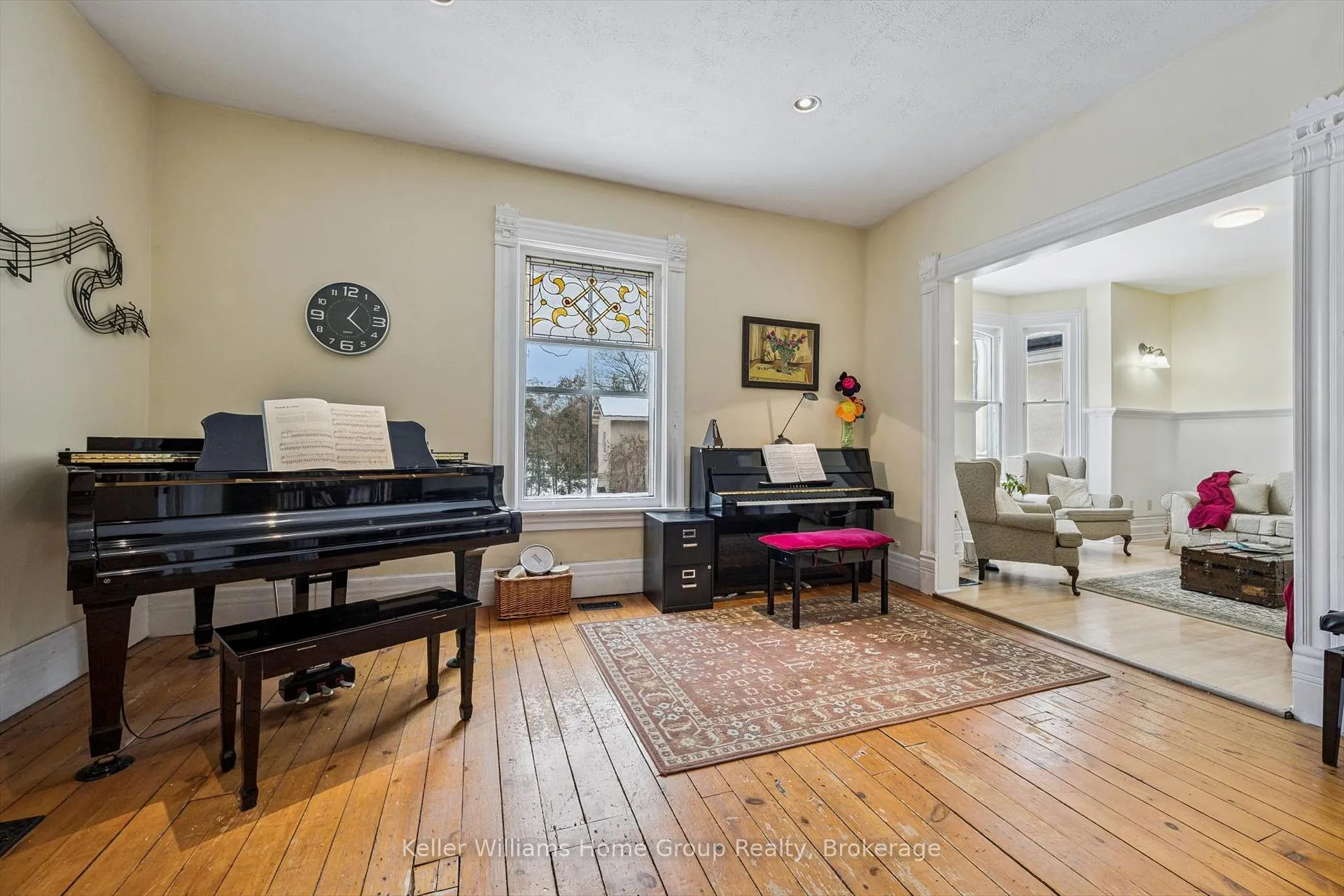 Photo 7 of 17 Archibald Street, Brampton, Brampton West — HOMEH