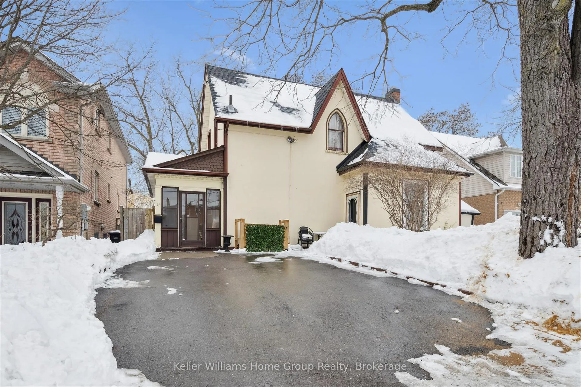 Photo 44 of 17 Archibald Street, Brampton, Brampton West — HOMEH