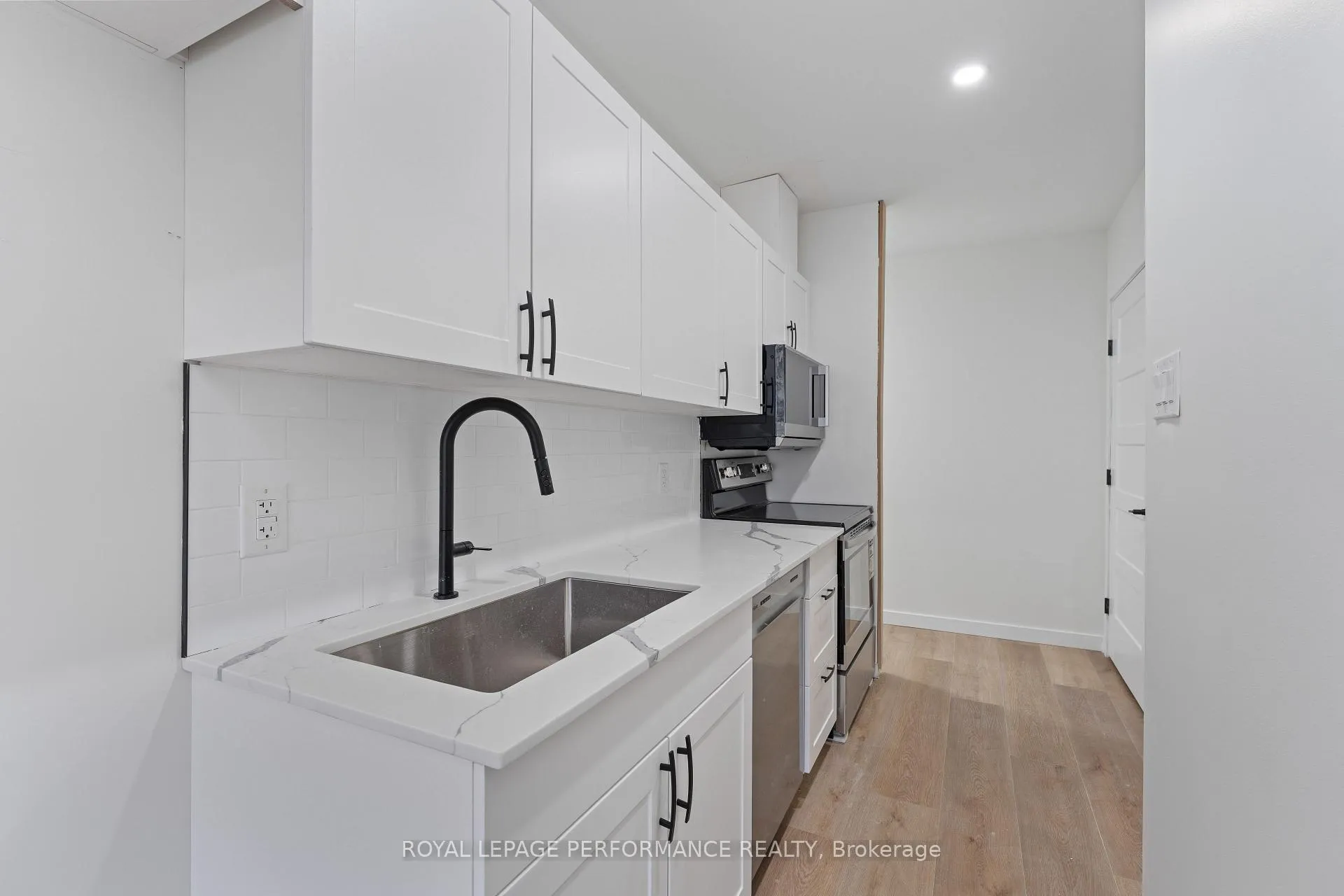 Photo 3 of Unit 4, 102 Sydney Street, Cornwall — HOMEH