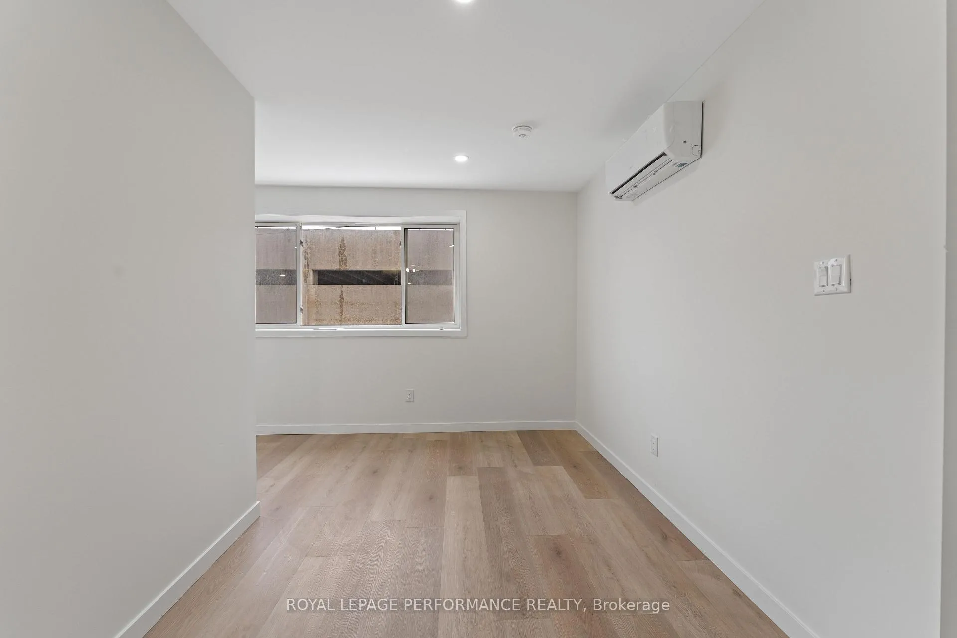 Photo 6 of Unit 4, 102 Sydney Street, Cornwall — HOMEH