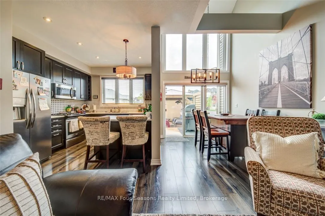 Photo 11 of 44 Lett Avenue, Collingwood — HOMEH