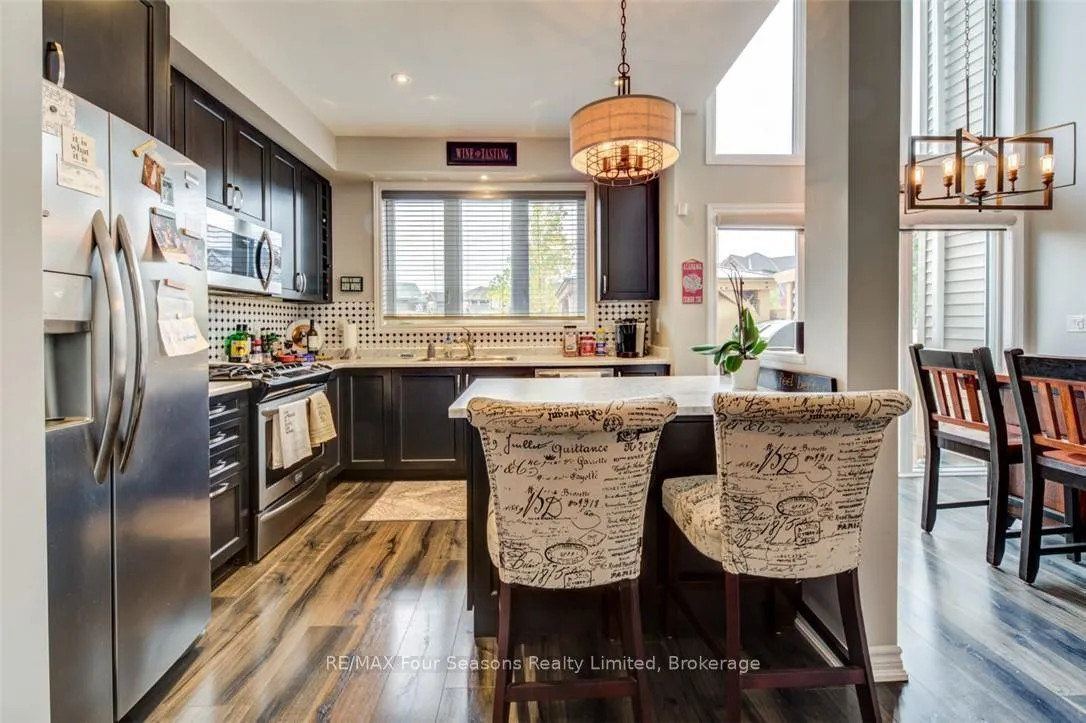 Photo 12 of 44 Lett Avenue, Collingwood — HOMEH