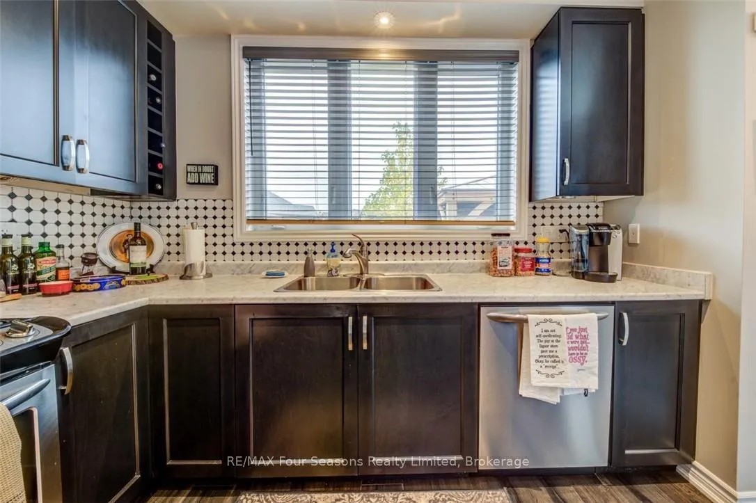Photo 13 of 44 Lett Avenue, Collingwood — HOMEH