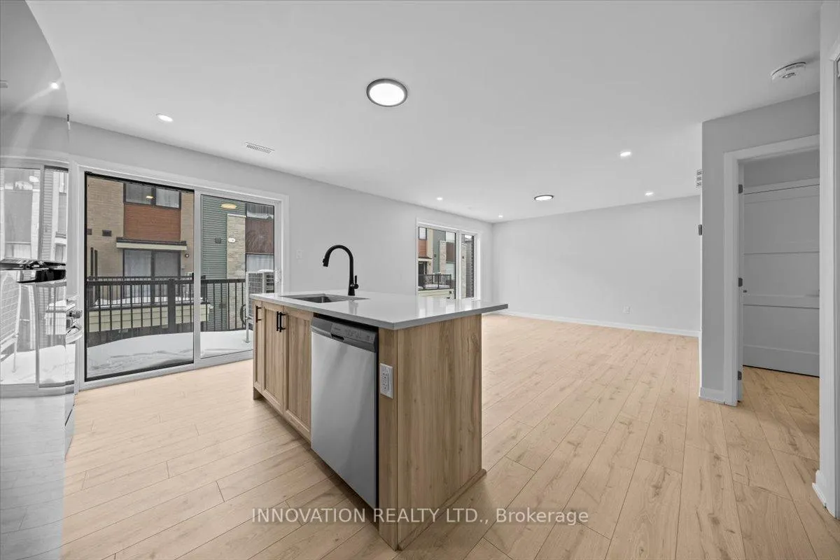 Photo 7 of Unit 6, 801 Glenroy Gilbert Drive, Ottawa, Barrhaven - Strandherd — HOMEH