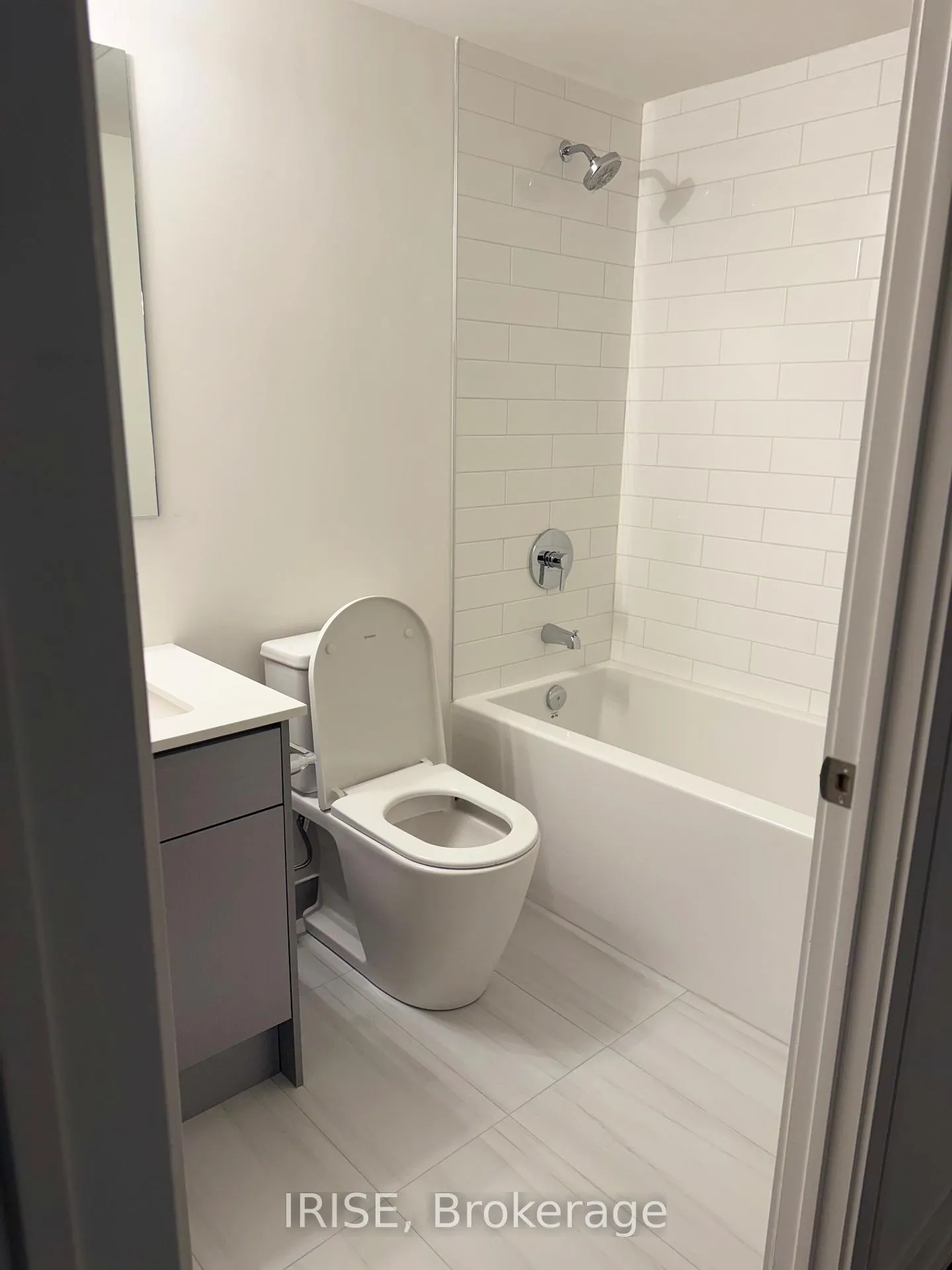 Photo 5 of Unit 524, 2 Manderley Drive S, Scarborough, Birchcliffe-Cliffside — HOMEH