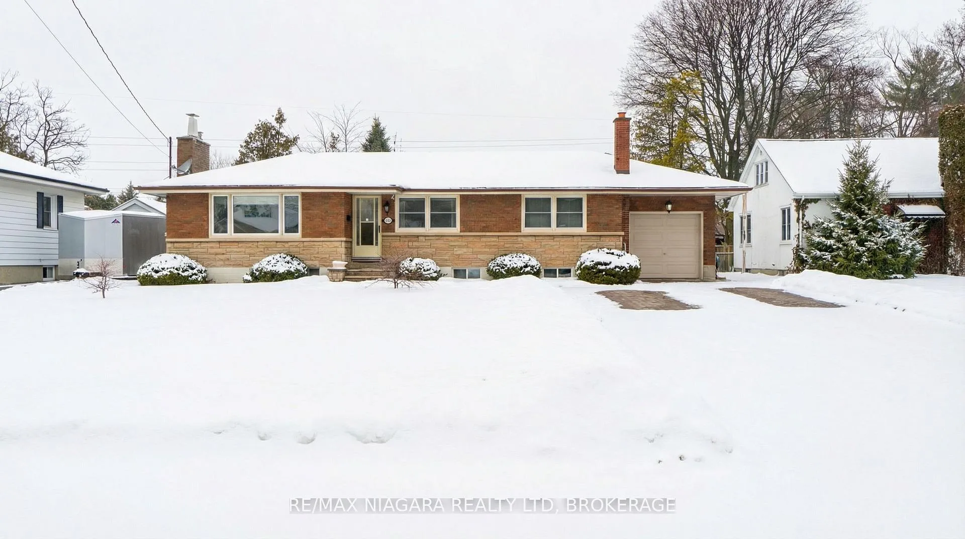 Front of 6543 St. John Street