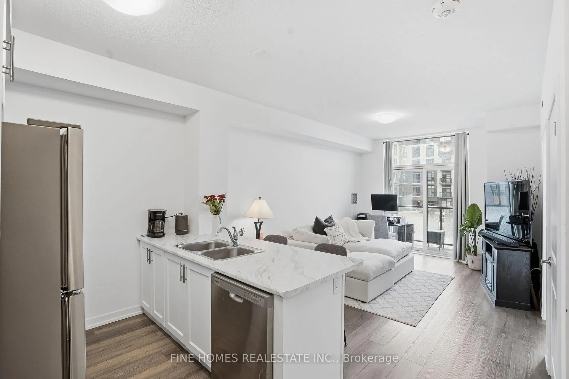Photo 6 of Unit 217, 470 Dundas Street E, Hamilton, Waterdown — HOMEH