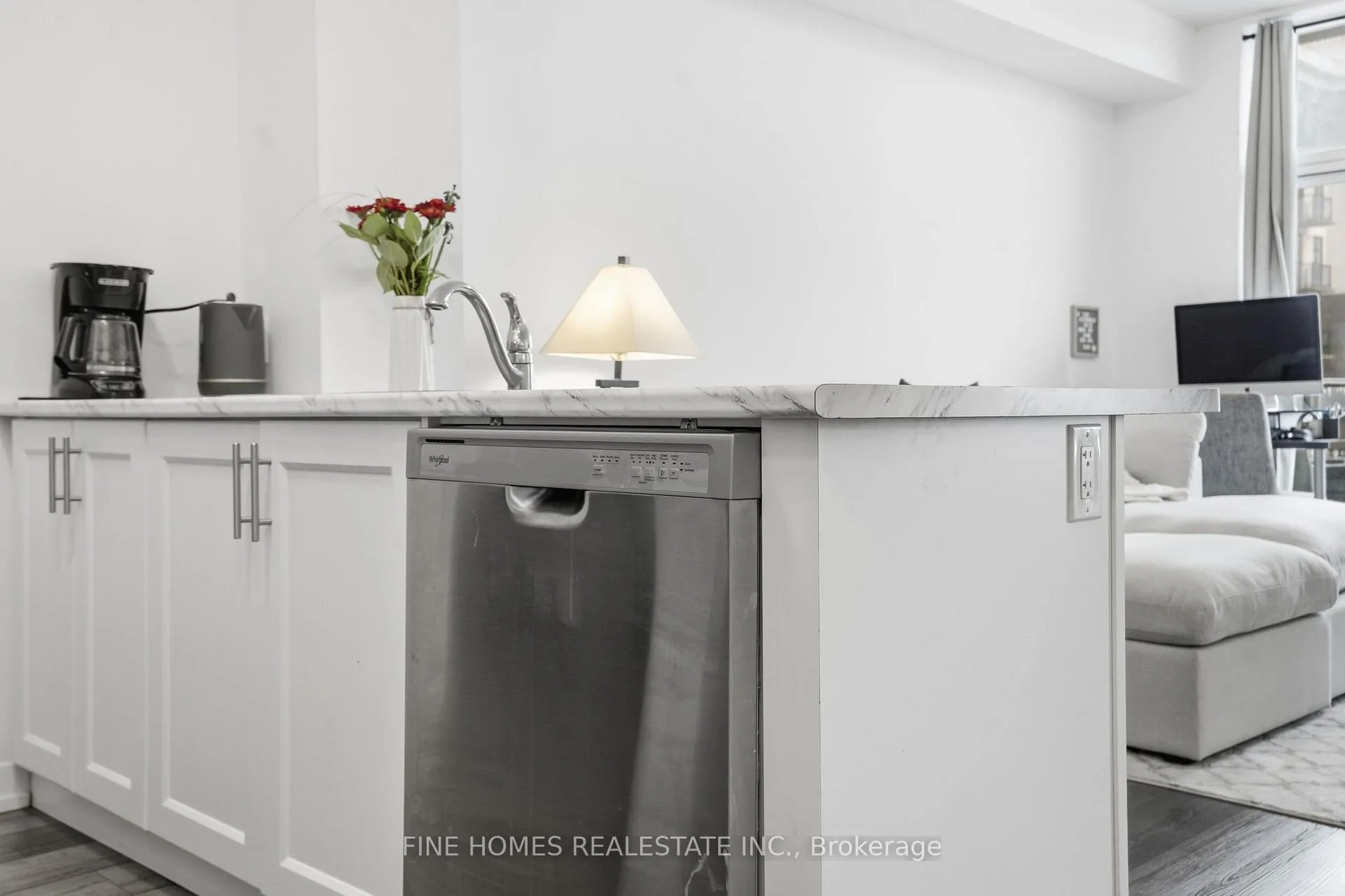 Photo 8 of Unit 217, 470 Dundas Street E, Hamilton, Waterdown — HOMEH