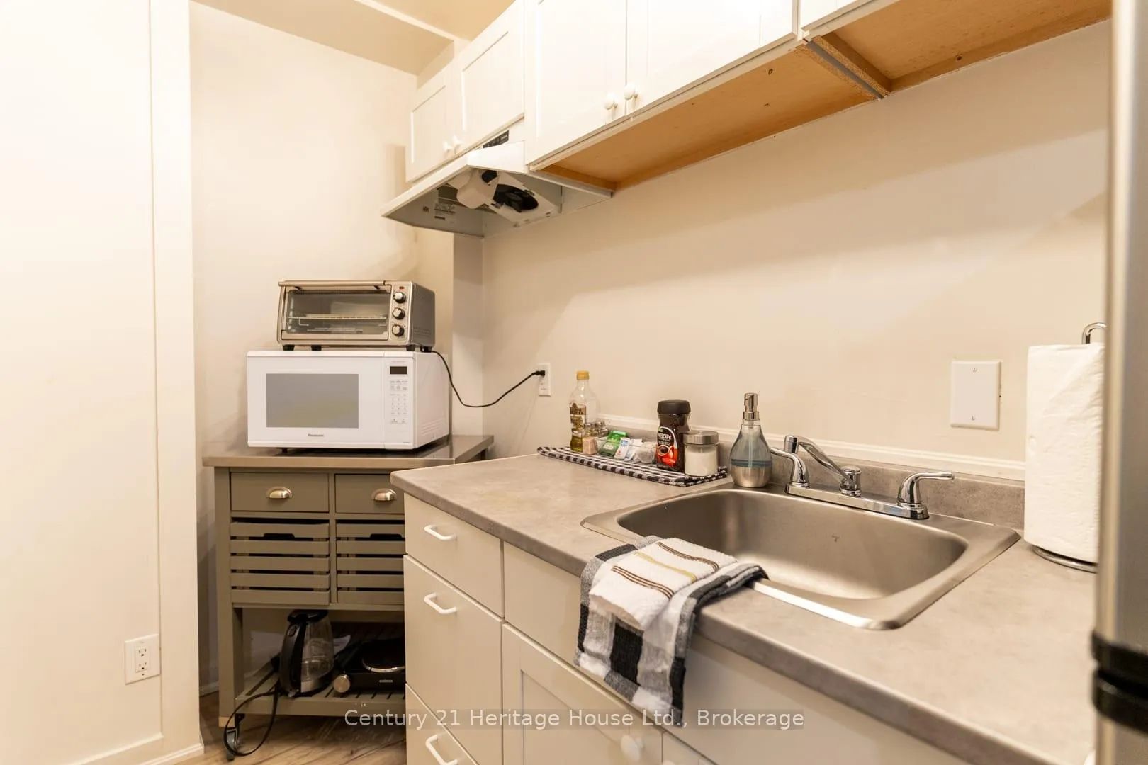 Photo 7 of Unit 2, 212 Wilson Street, Hamilton, Landsdale — HOMEH