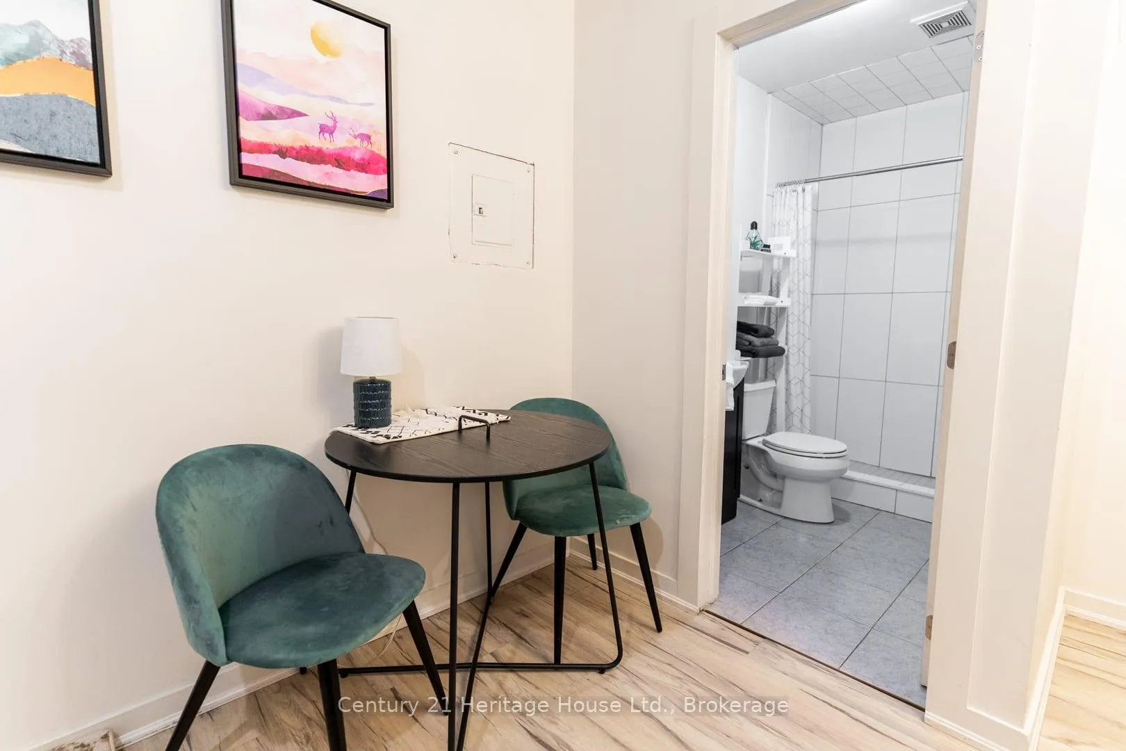 Photo 8 of Unit 2, 212 Wilson Street, Hamilton, Landsdale — HOMEH