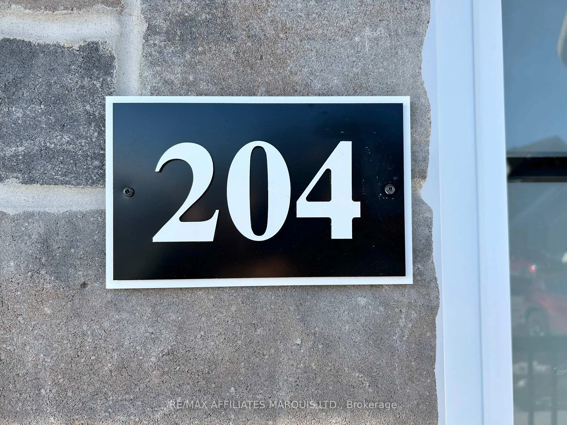 Photo 2 of Unit 204, 229 Water Street E, Cornwall — HOMEH