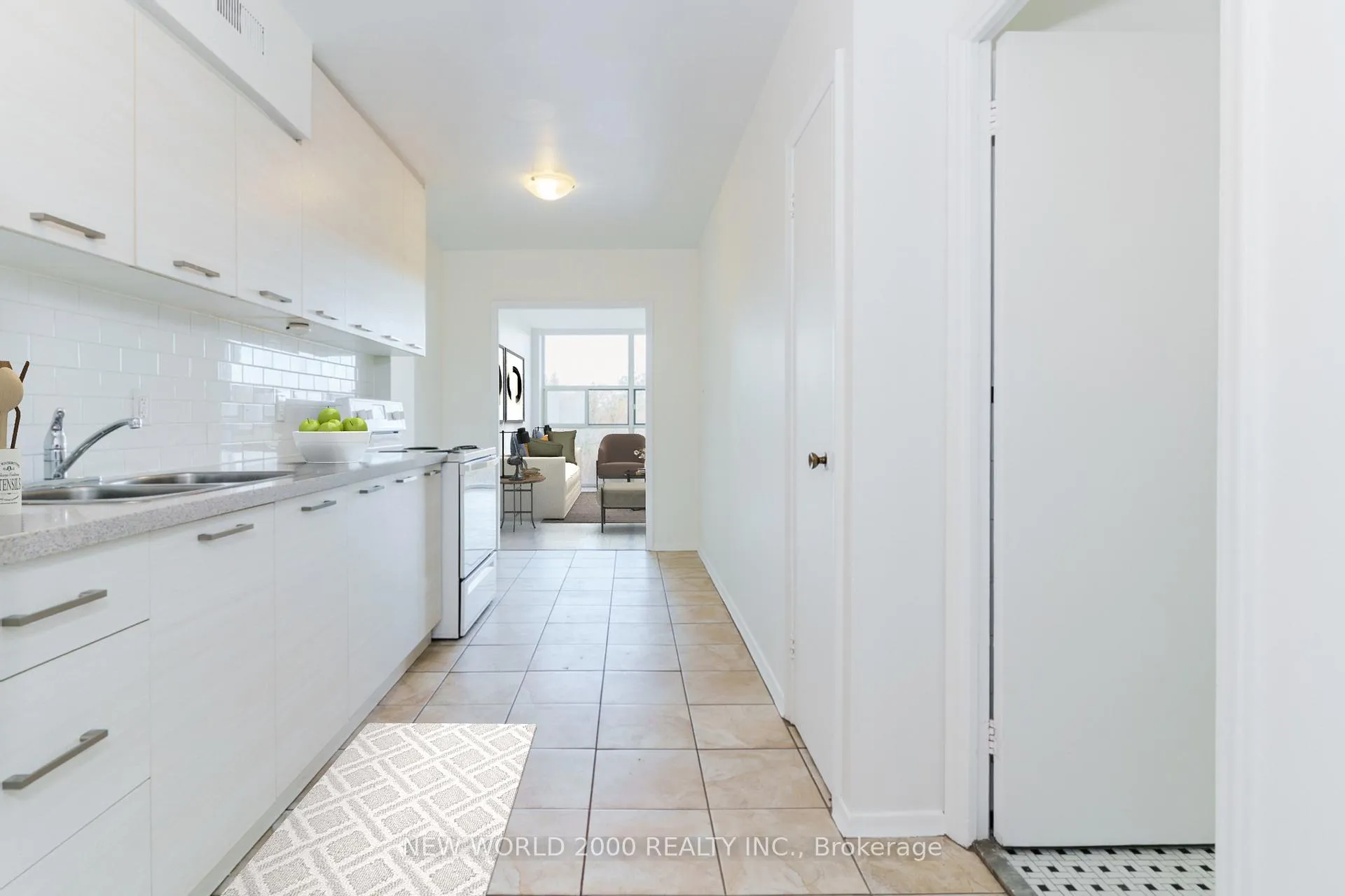 Photo 8 of Unit 505, 40 Park Road, Toronto, Rosedale-Moore Park — HOMEH