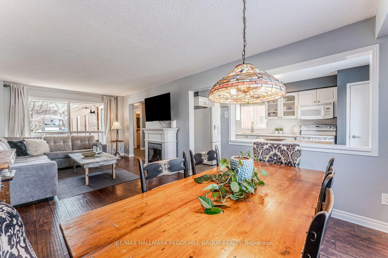 Photo 4 of 71 Radenhurst Crescent, Barrie, Grove East — HOMEH