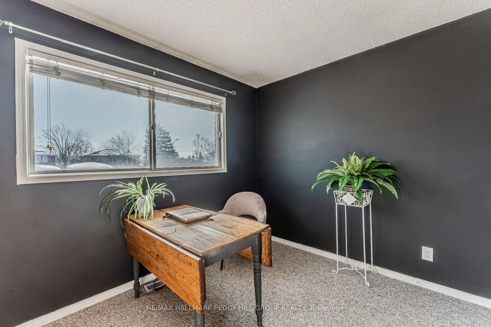 Photo 8 of 71 Radenhurst Crescent, Barrie, Grove East — HOMEH