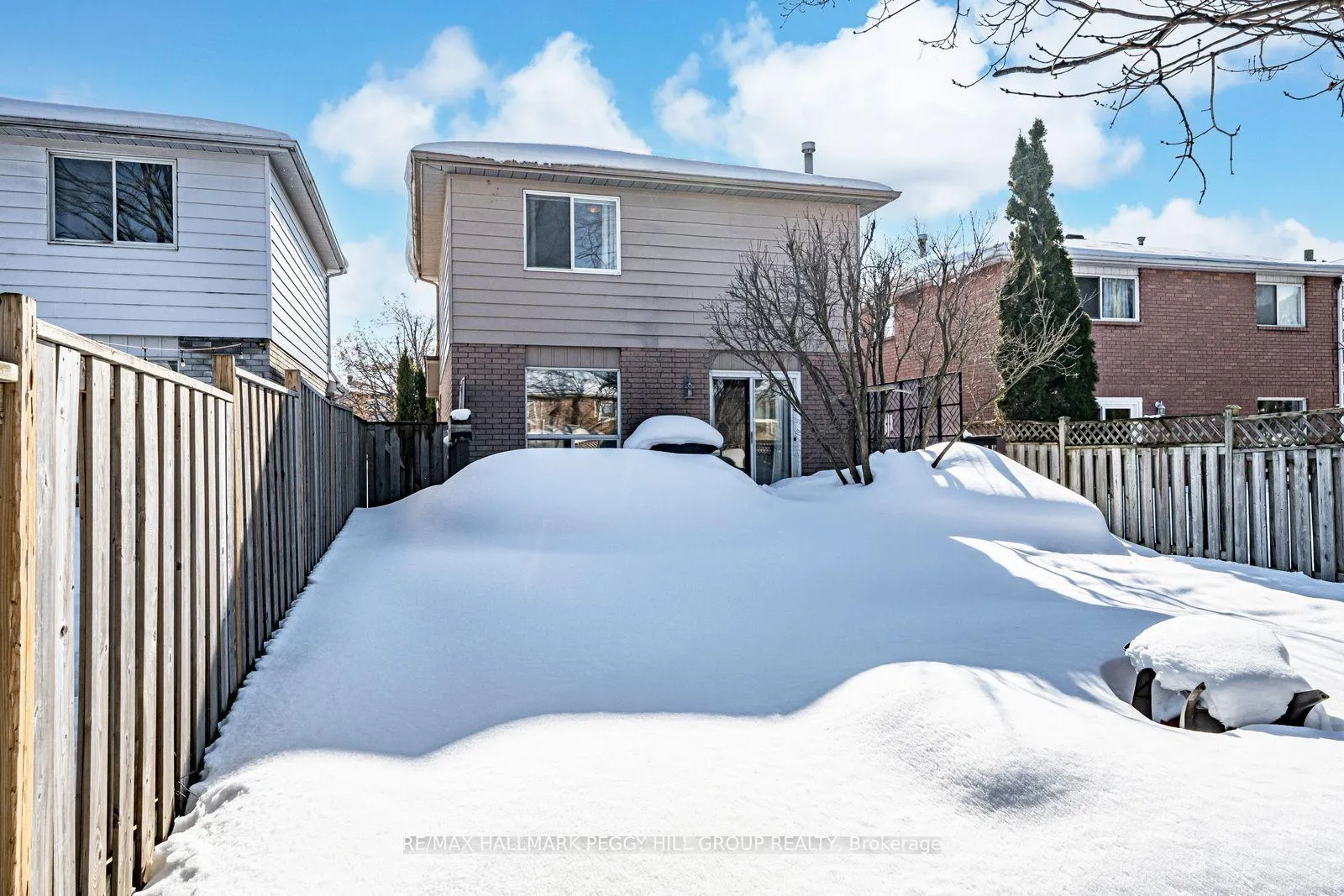 Photo 12 of 71 Radenhurst Crescent, Barrie, Grove East — HOMEH