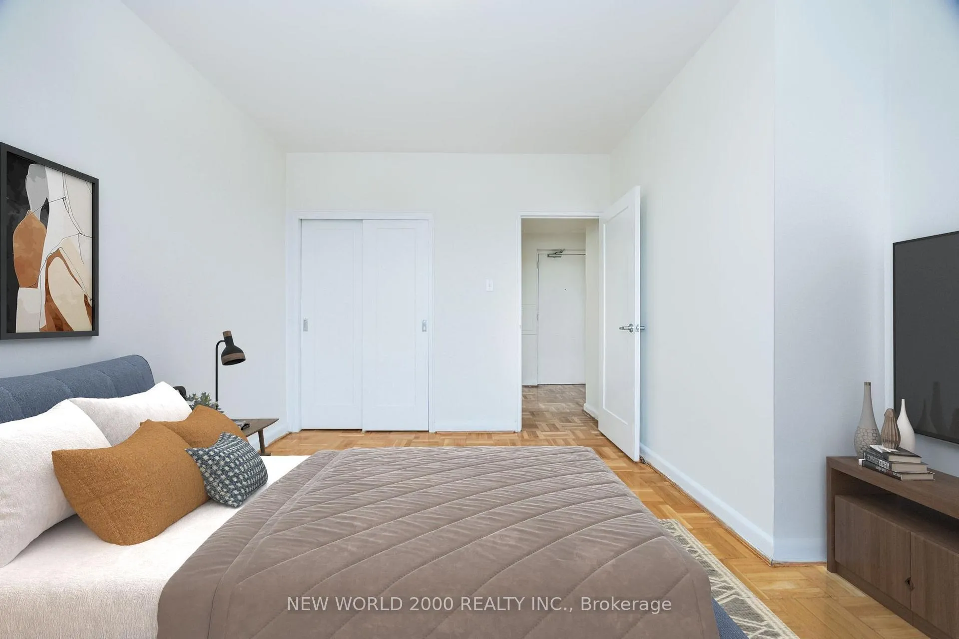 Photo 4 of Unit 208, 1220 Bayview Avenue, Toronto, Leaside — HOMEH