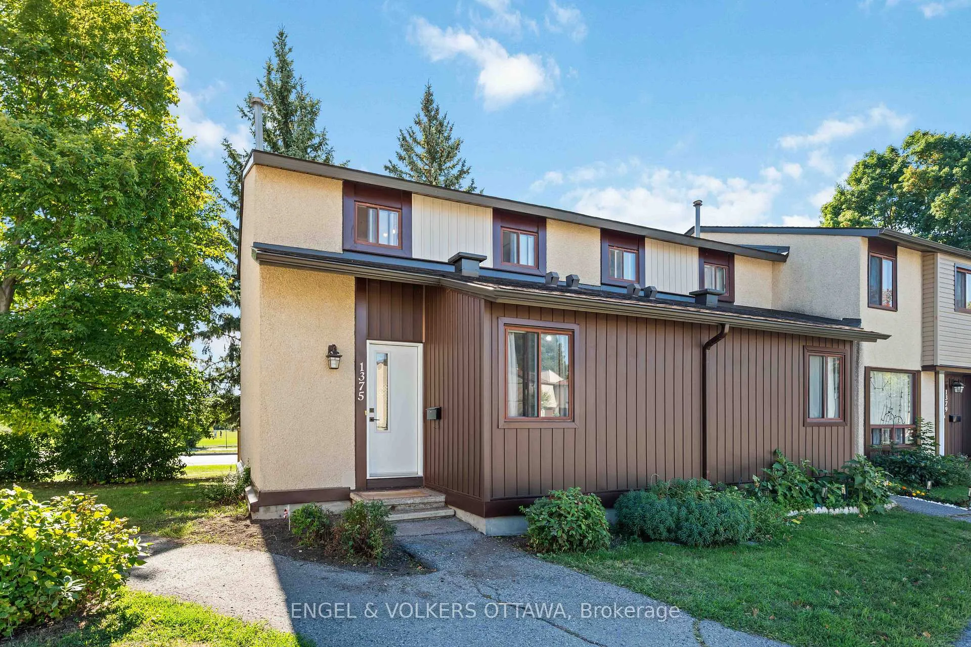 Front of Unit 58, 1375 Bethamy Lane