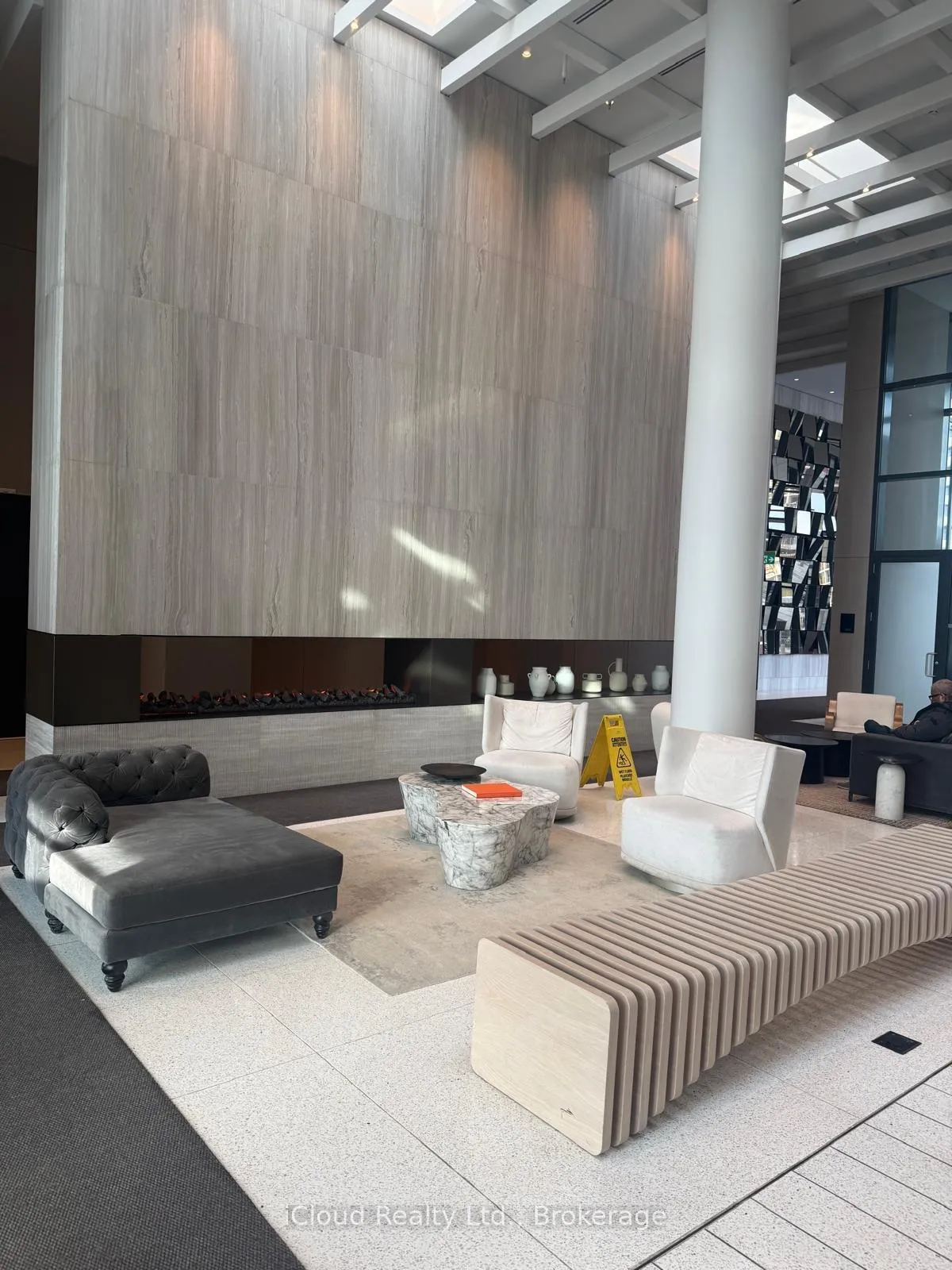 Photo 4 of Unit 1602, 195 Commerce Street, Vaughan, Vaughan Corporate Centre — HOMEH
