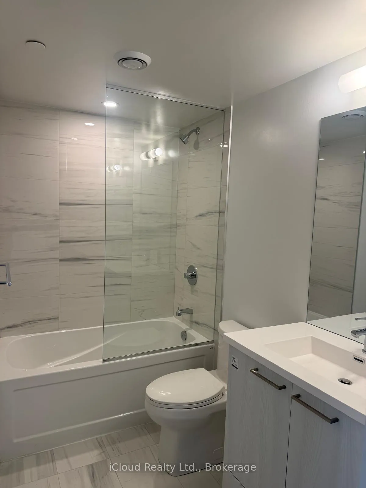 Photo 16 of Unit 1602, 195 Commerce Street, Vaughan, Vaughan Corporate Centre — HOMEH