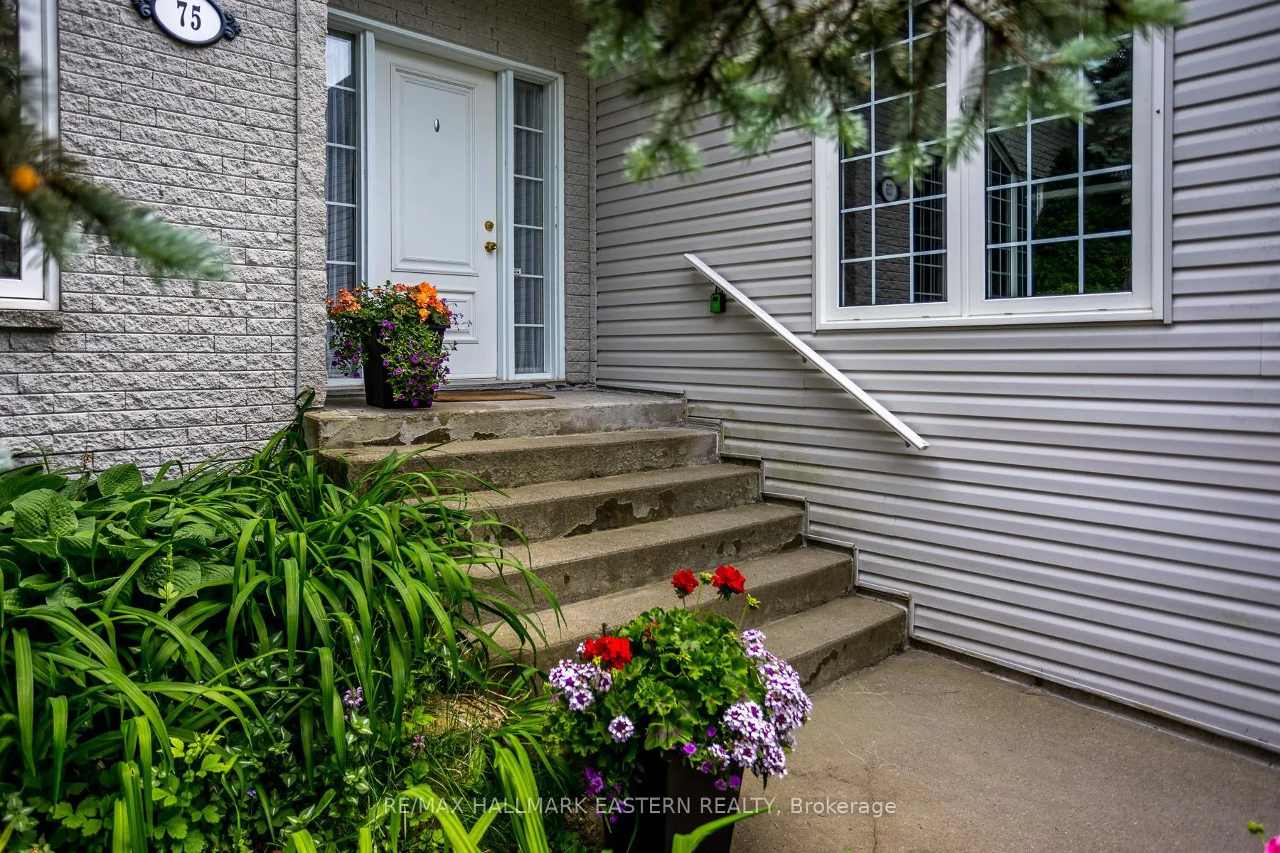 Photo 4 of 75 Oxford Street, Selwyn — HOMEH