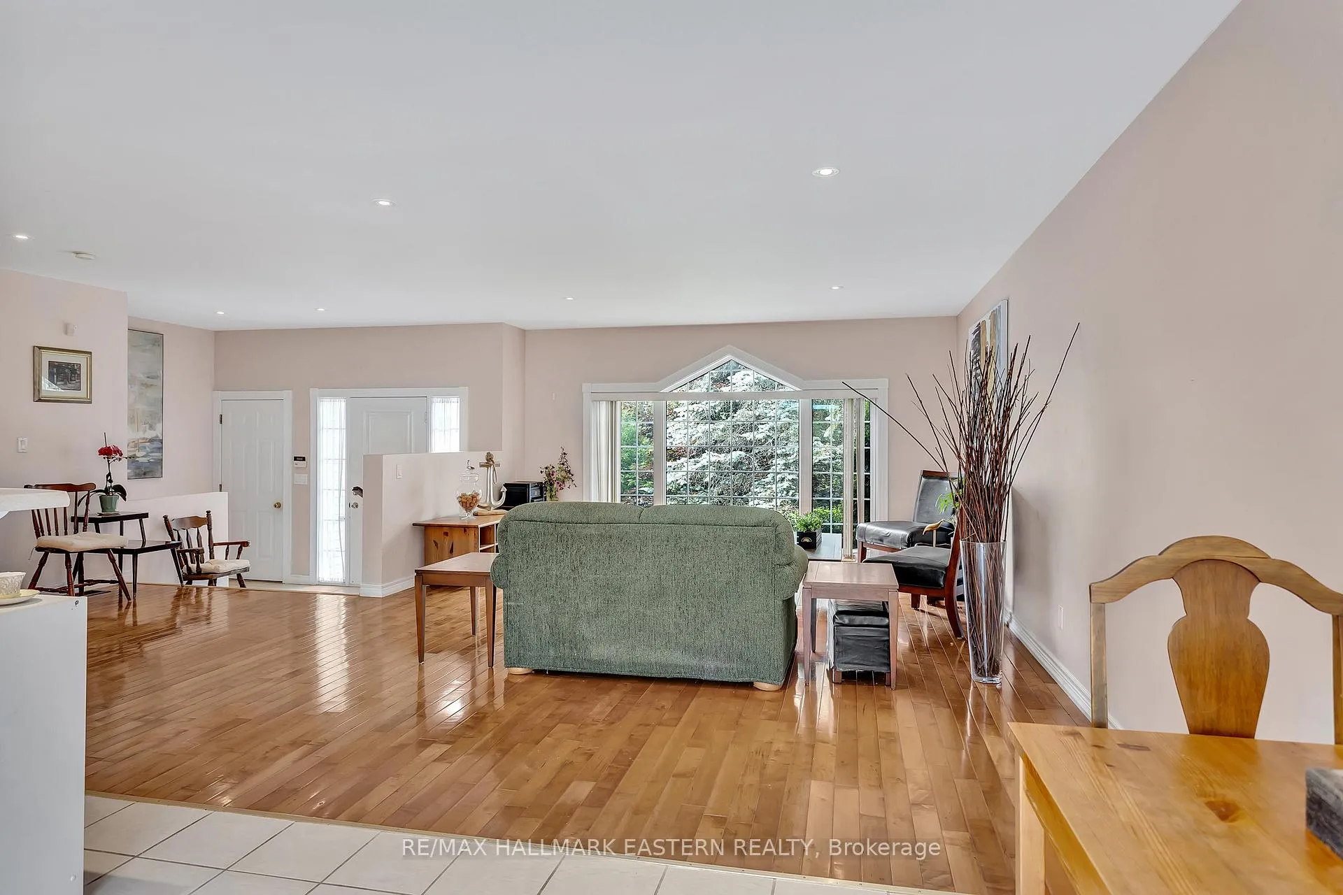 Photo 17 of 75 Oxford Street, Selwyn — HOMEH
