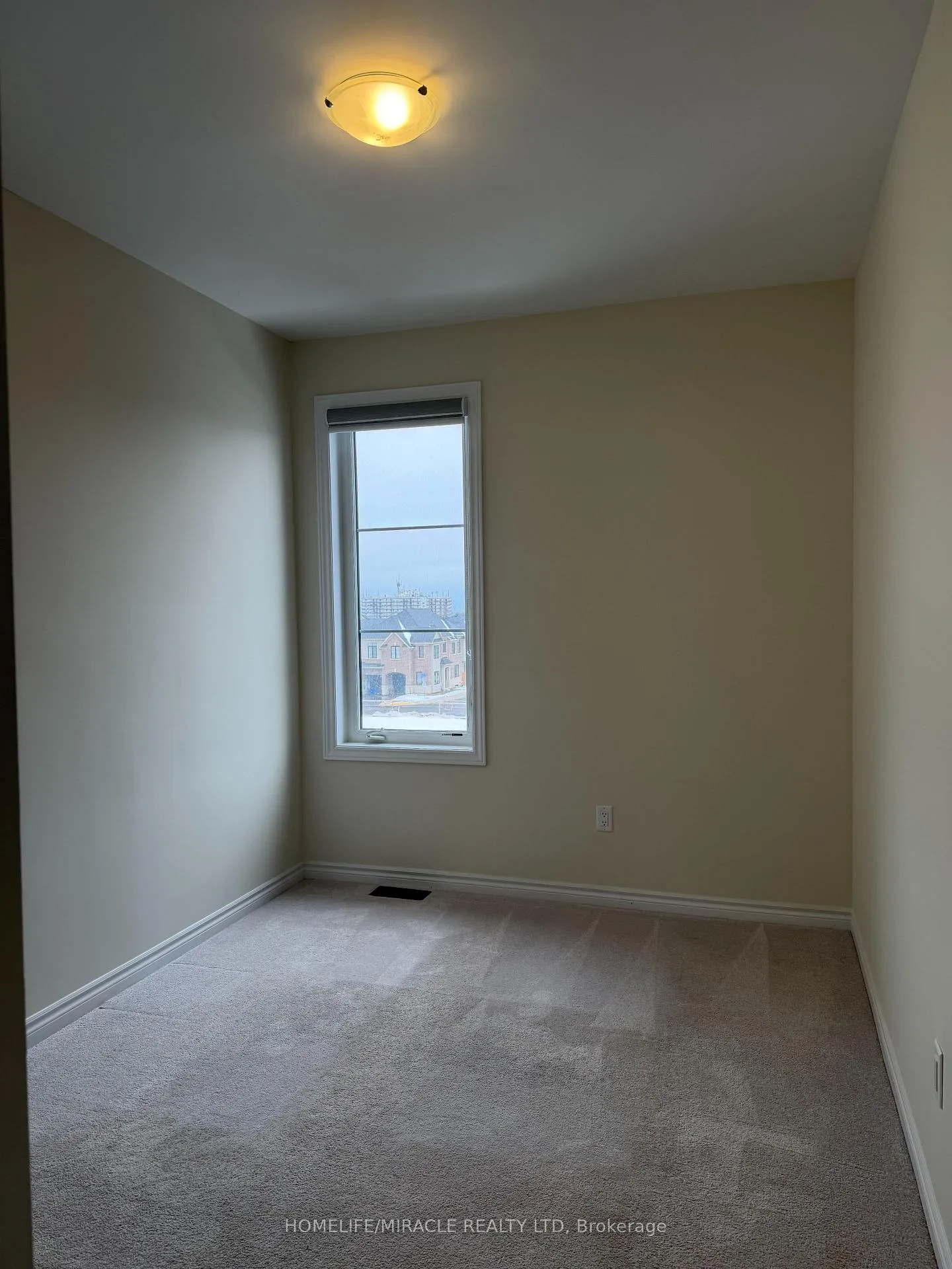 Photo 9 of 1397 National Common, Burlington, Tyandaga — HOMEH