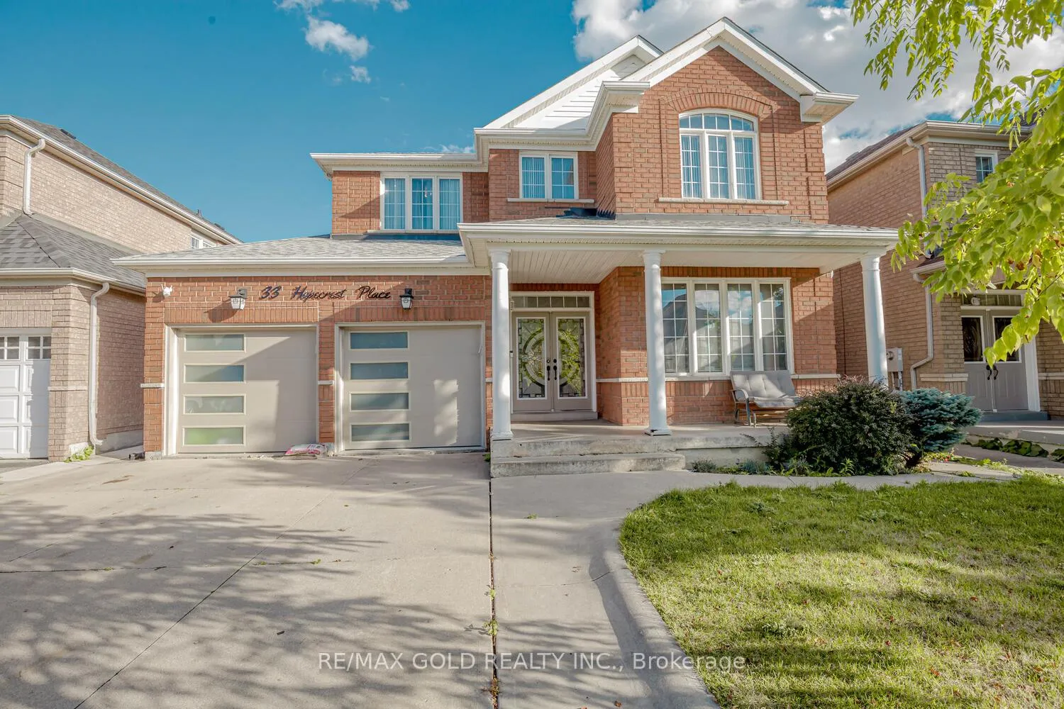 Photo 1 of 33 Hopecrest Place, Brampton, Sandringham-Wellington — HOMEH