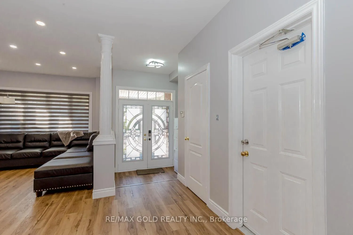 Photo 7 of 33 Hopecrest Place, Brampton, Sandringham-Wellington — HOMEH