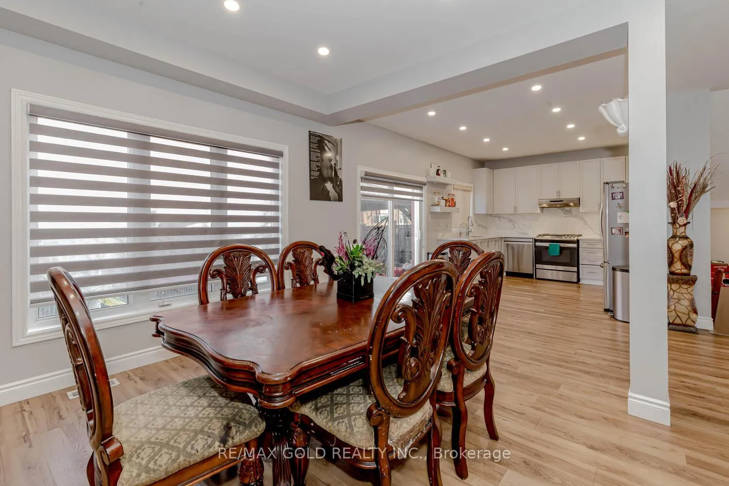 Photo 19 of 33 Hopecrest Place, Brampton, Sandringham-Wellington — HOMEH