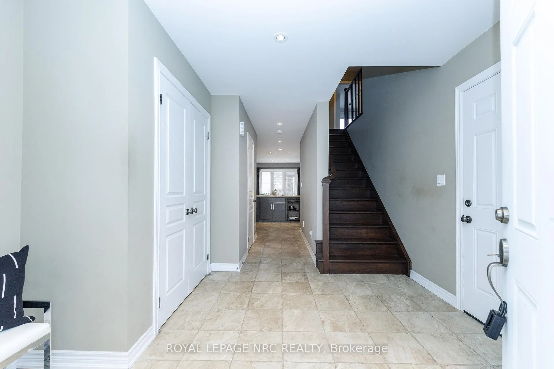 Photo 2 of 61 Haig Street, St. Catharines, Haig — HOMEH