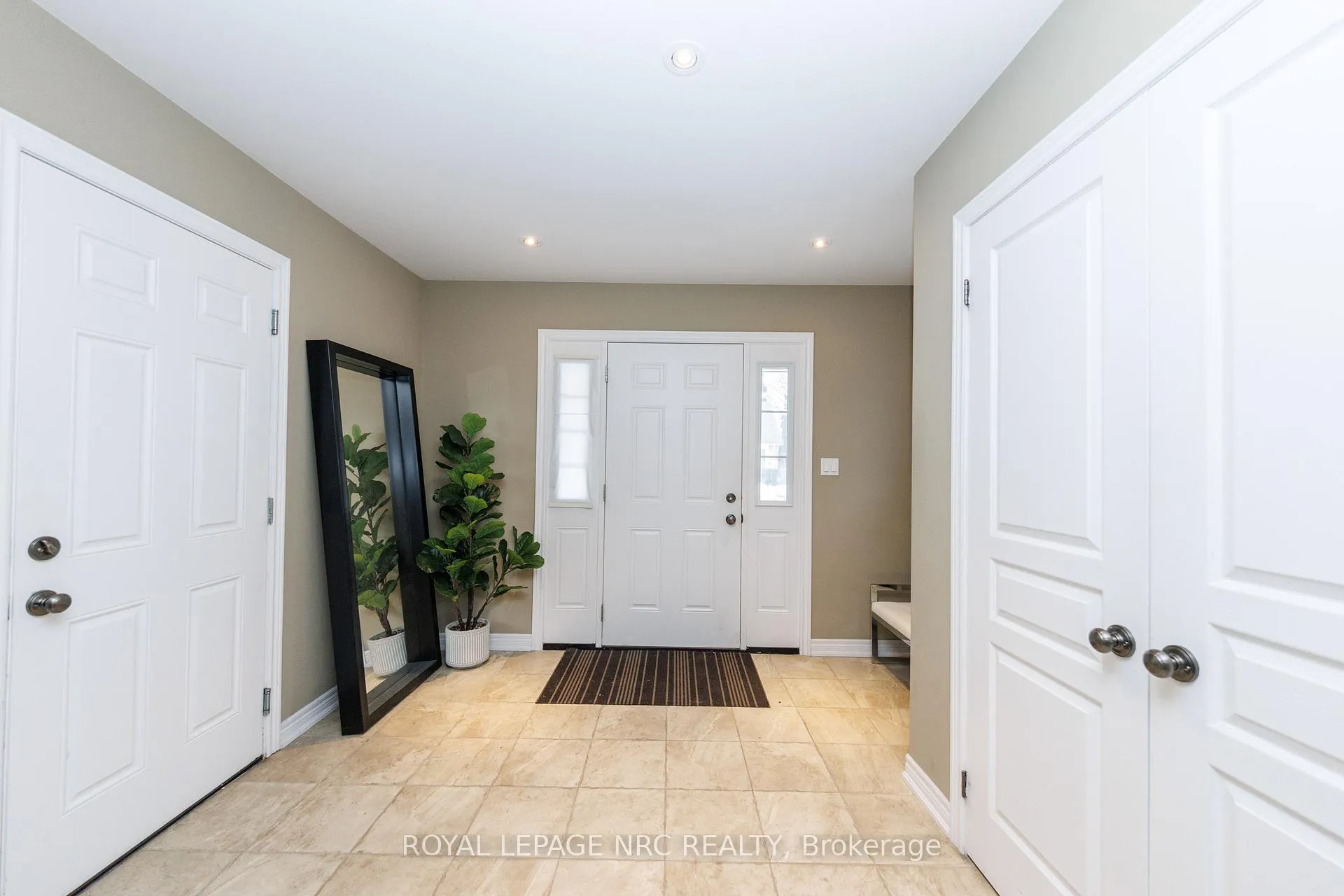 Photo 3 of 61 Haig Street, St. Catharines, Haig — HOMEH