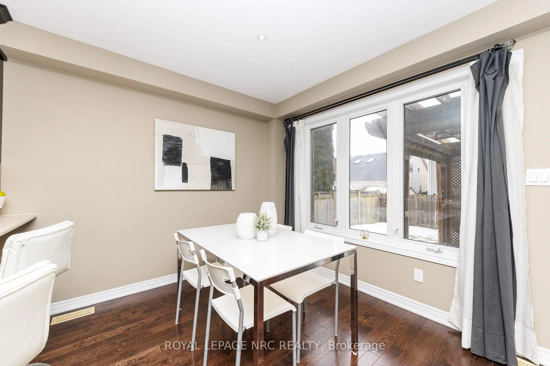 Photo 6 of 61 Haig Street, St. Catharines, Haig — HOMEH