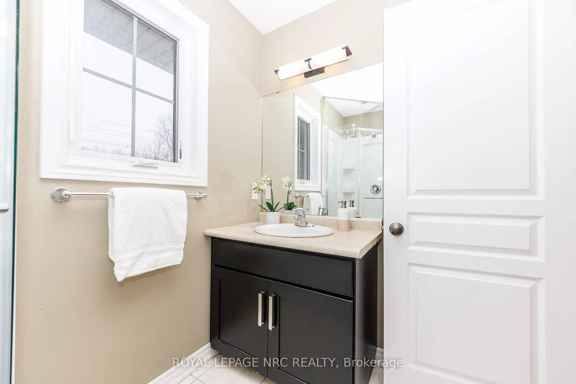 Photo 20 of 61 Haig Street, St. Catharines, Haig — HOMEH