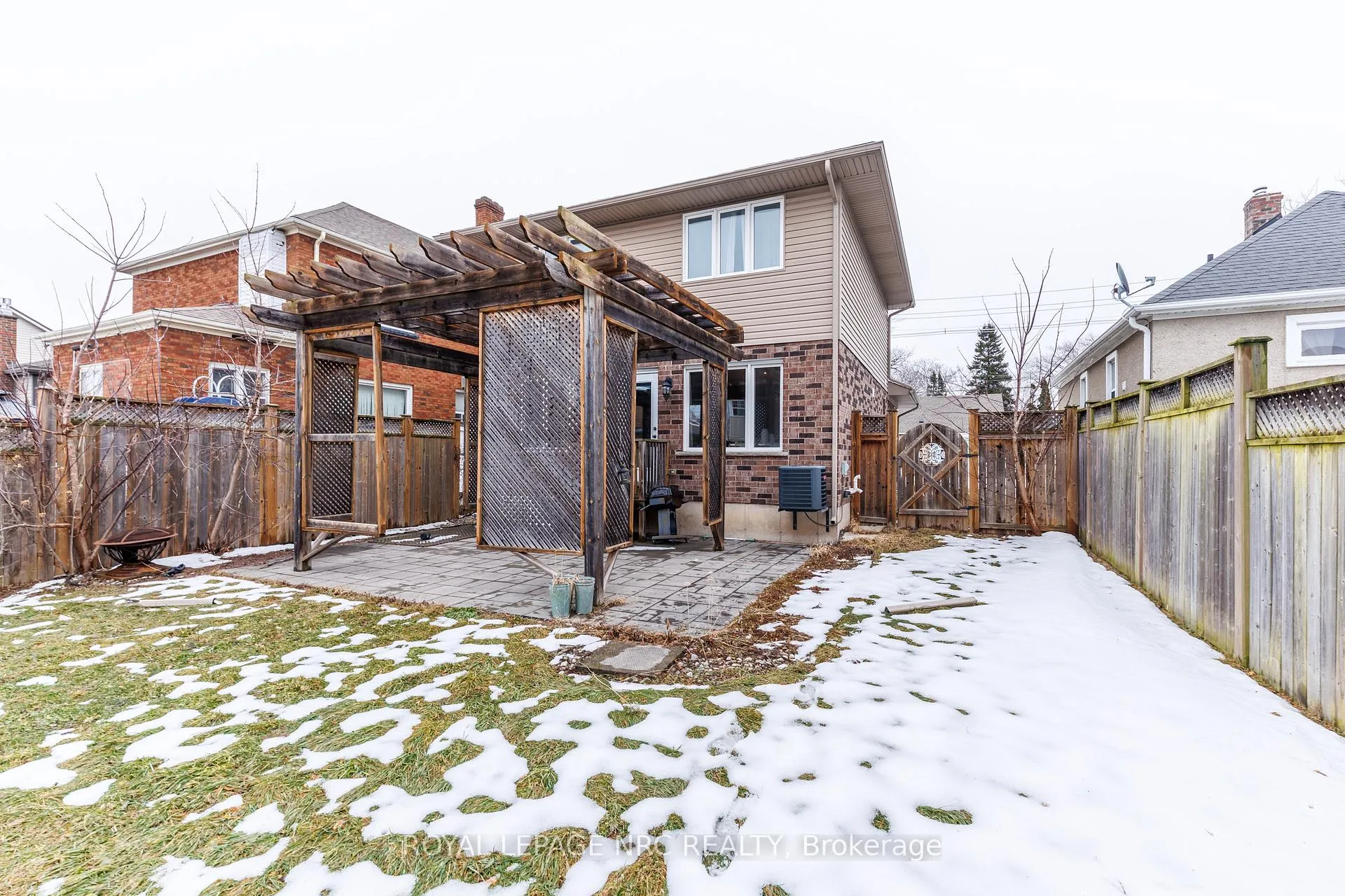 Photo 32 of 61 Haig Street, St. Catharines, Haig — HOMEH