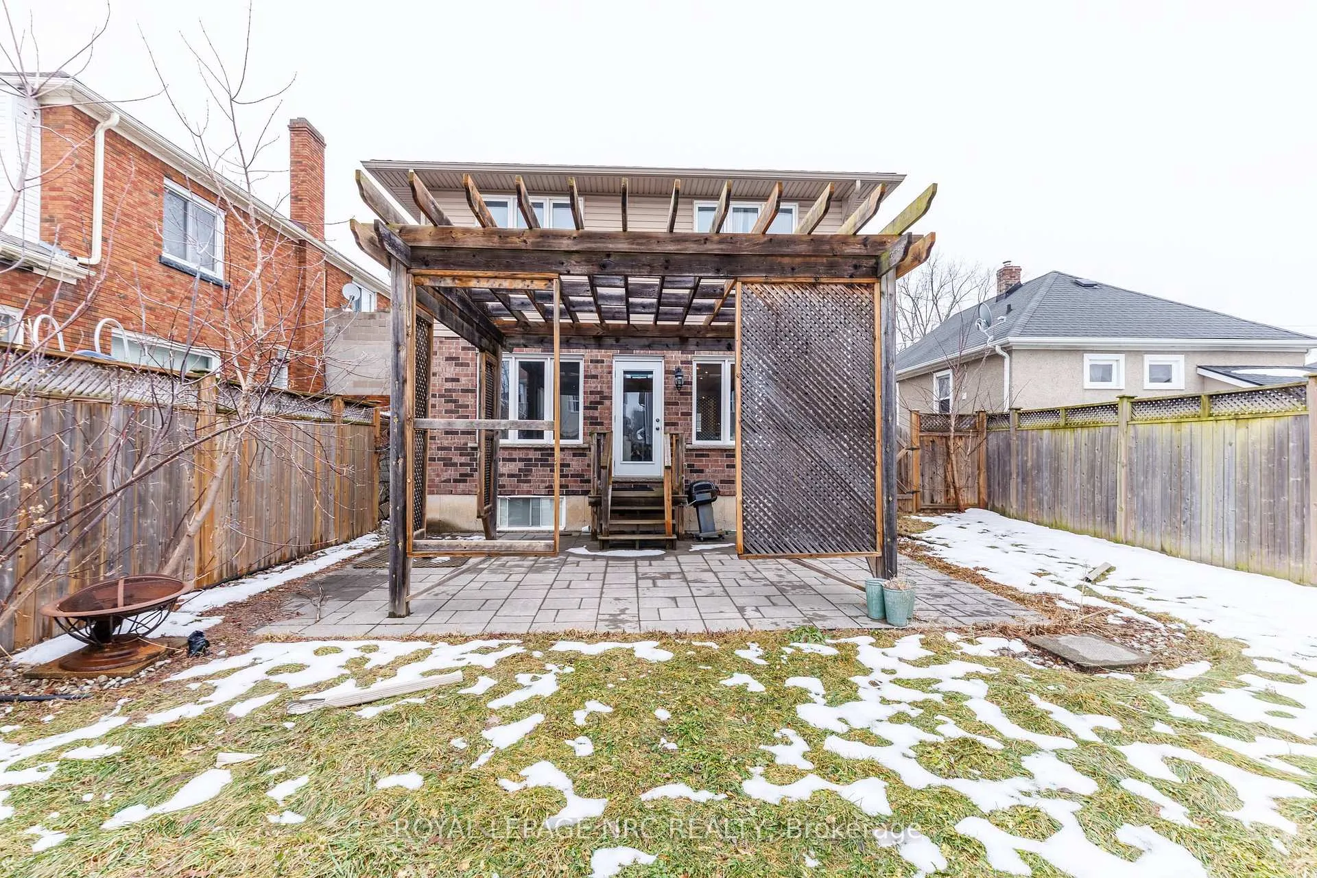 Photo 33 of 61 Haig Street, St. Catharines, Haig — HOMEH