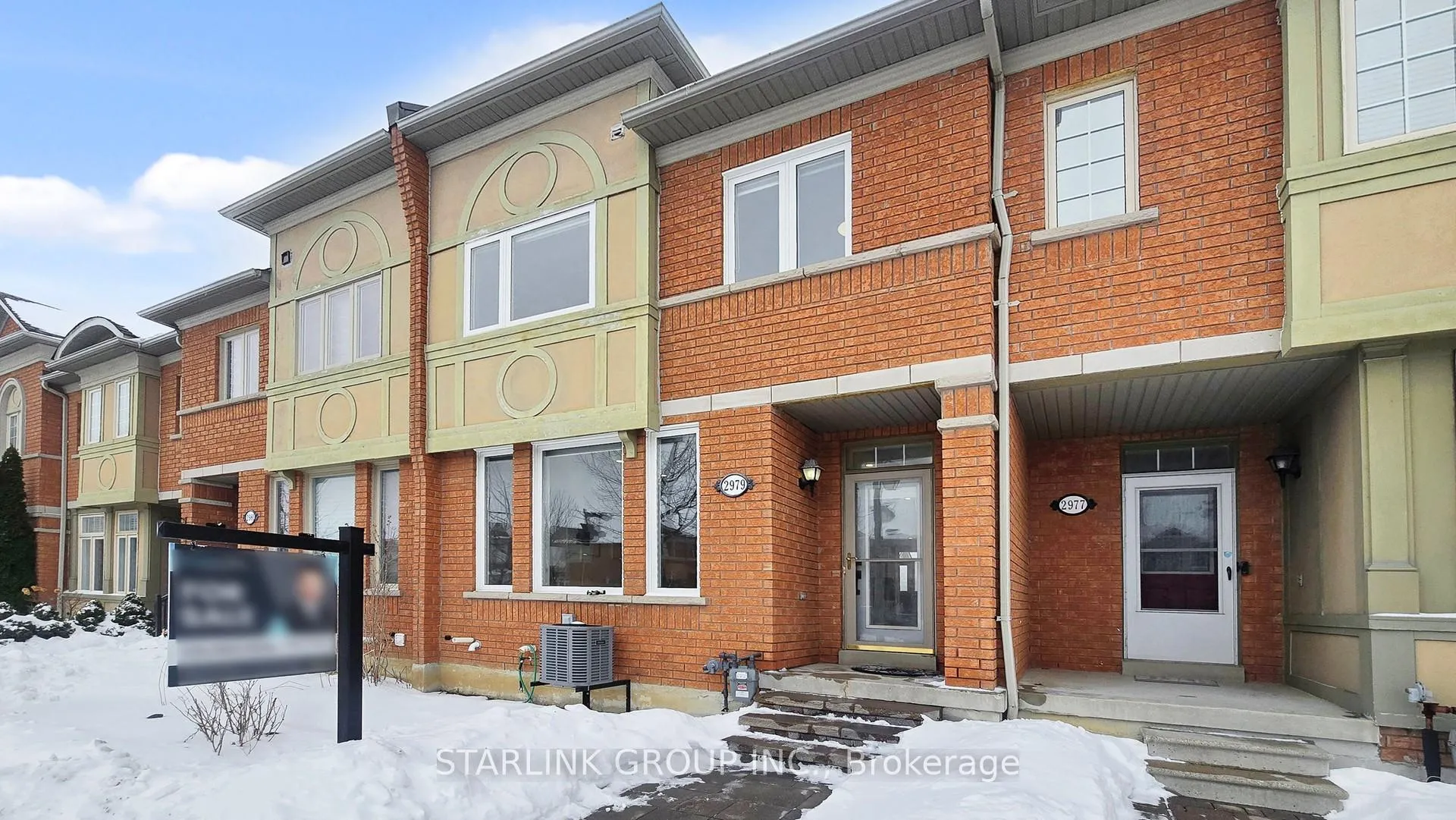 Photo 3 of 2979 Bur Oak Avenue, Markham, Cornell — HOMEH