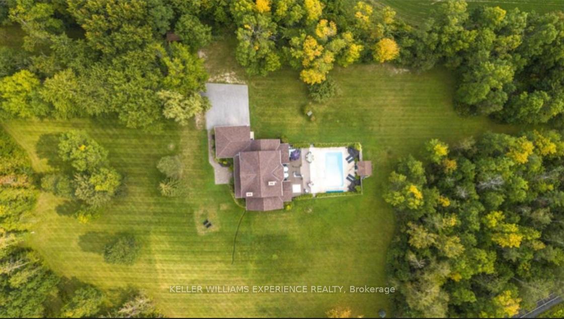 Photo 4 of 1775 9th Line, Innisfil, Rural Innisfil — HOMEH