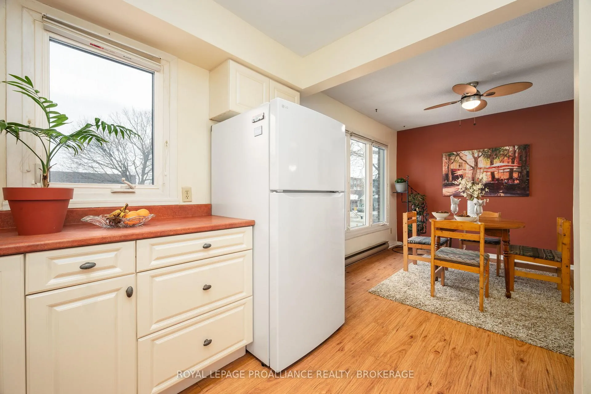 Photo 17 of Unit 39, 115 Wright Crescent, Kingston, Central City East — HOMEH