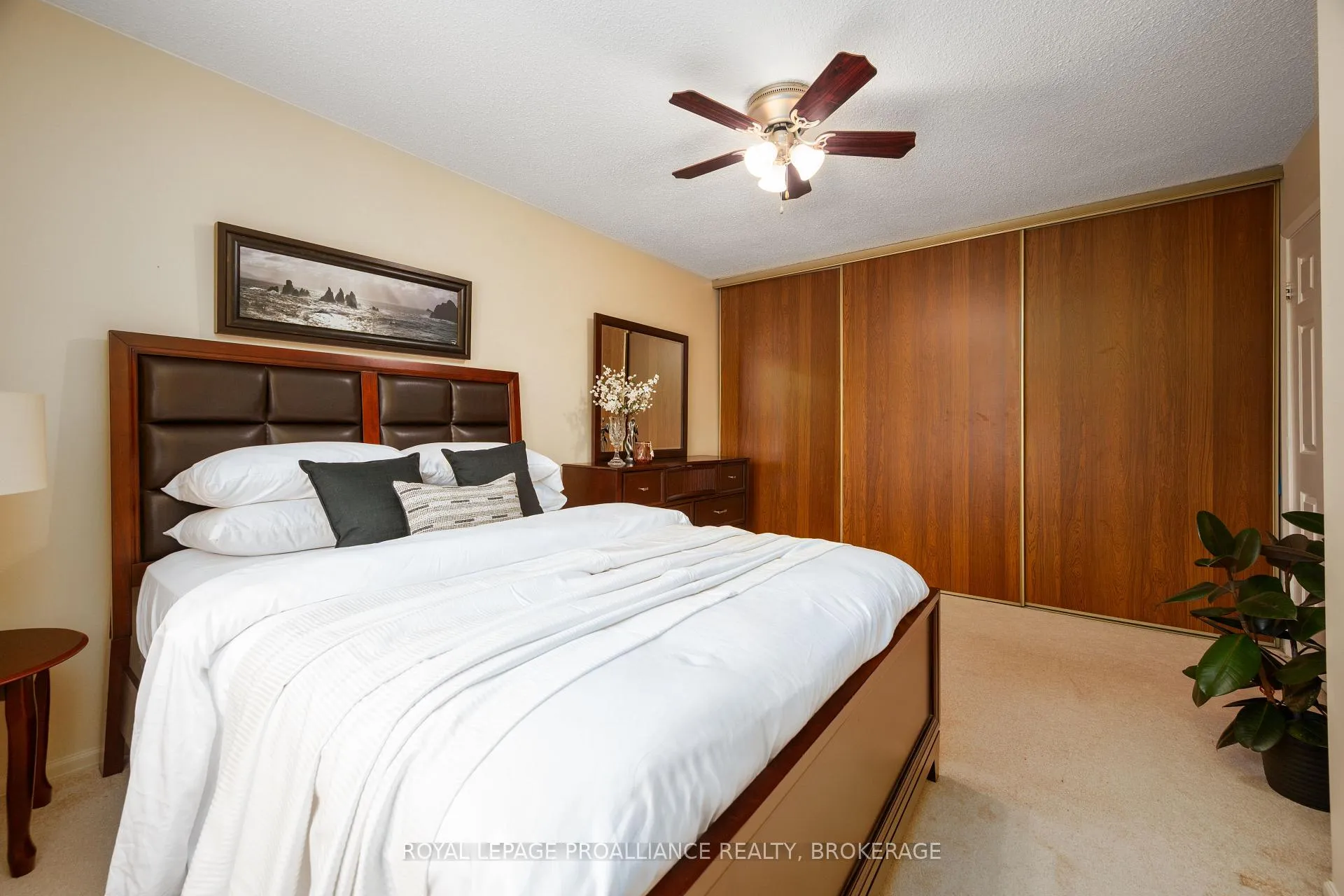 Photo 24 of Unit 39, 115 Wright Crescent, Kingston, Central City East — HOMEH